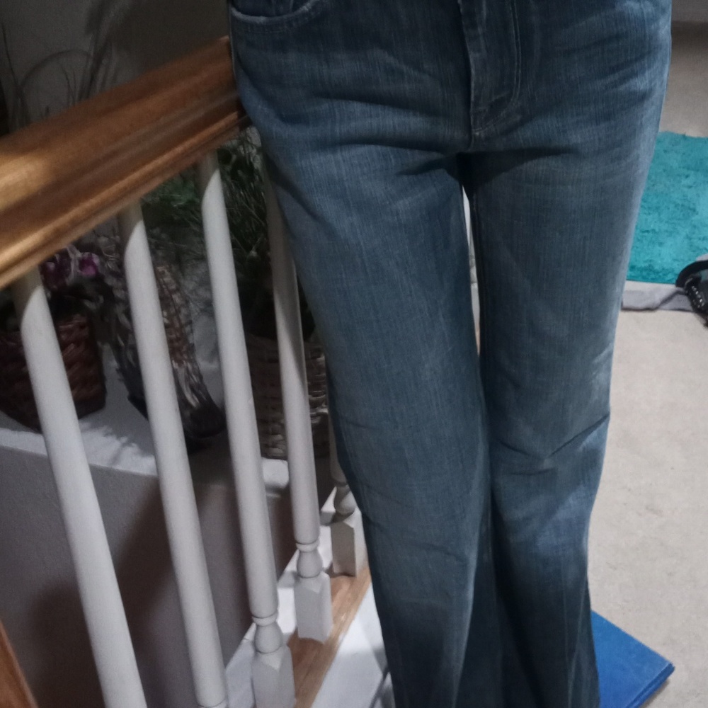 Size 26 flare legs 7's jeans